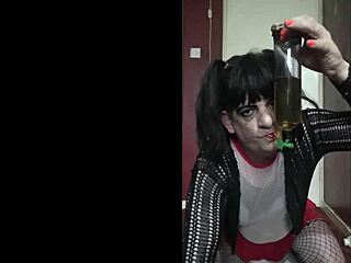 Crossdressing bisexual sissy gay boy mark wright chats with hater about filming pissing in mouth