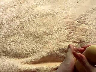 Amateurs perform slow barefoot footjob on curvy fetishist