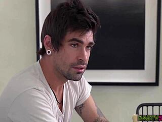 Nastysis Kenzie Reeves Strips Clothes Off for Big Ass Fingering and Cumshot Help