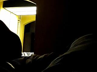 amateur couple chelo y leo explore hidden moments together