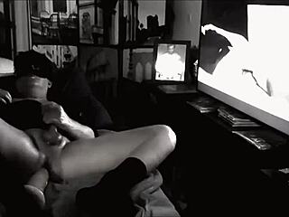 I fisted my ass in the dark shadows last night