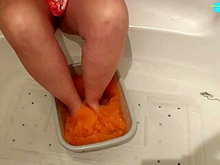 Hey, check my wild feet sploshing adventure with a hot babe!