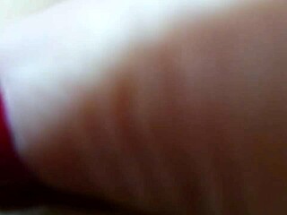 想着塞30-40厘米巨根，会塞得进吗？