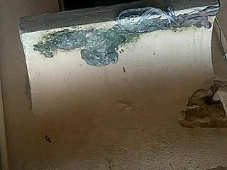 Bathroom hidden cam catches naked beauty