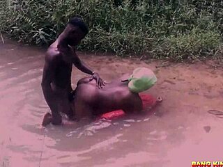 wow! bang king nails hunter's wife in wild african stream sex!