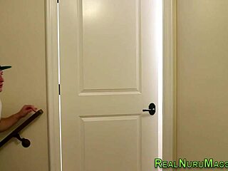 milf masseuse wam in nuru gel sucks cock hard