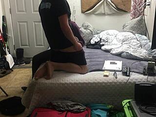 Watch The 18 Year Old Redhead Miami Slut Give Bj In Florida