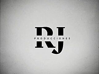 他会操我屁眼射脸吗