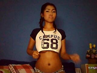 My cam show starts in Bangkok with a relaxing massage