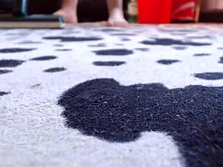 Cleaning Lady Masturbates With Vacuum Before Floor Work