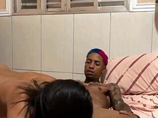 Minha Prima Adora Dá Para Mim E Acaba Resolvendo Dá Para Mim De Cabeça Abaixada Ainda Foi No Pelo Foi Estranho