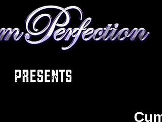 Kinky Babe Receives Facial and Gulps Semen