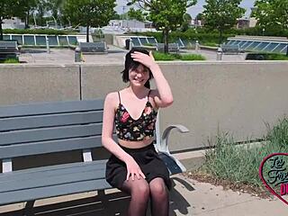 Alice Québécoise Bouillante Craves Intense Bedroom Action