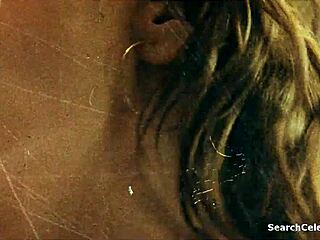 Rose McGowan Stars in Planet Terror