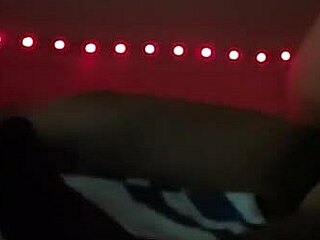 video viral de hermanastra entrando a escondidas al cuarto