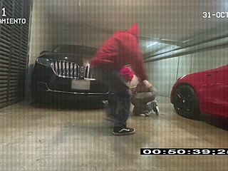 Halloween prank turns hardcore with mexican game and squirting in squid game hyperversos