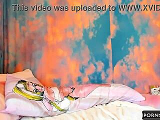 Vanna Bardot Toys Her Pussy and Asshole on Cam