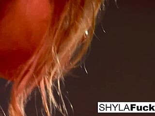 Ivon, The Bad Bitch, Dominates With Intense Ass Licking And Blowjob On Webcam.