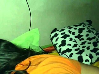 i give semen in the ass of a submissive 19-year-old mexican milf and she loves it.