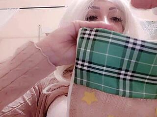 Old Cat Lady Become a Pornstar with a Special Spell!