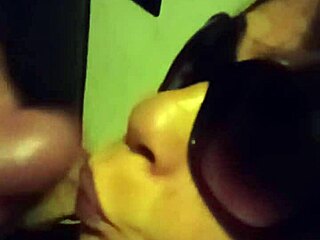 want to see this chubby mature lady give a christmas blowjob?