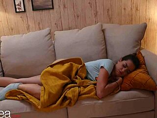 Hey, wanna see hot latina andrea lapiedra and redhead kaira love vibe to orgasm in steamy lesbian play?