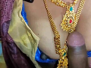 New bhabhi's hot gaad ki choda in first video?