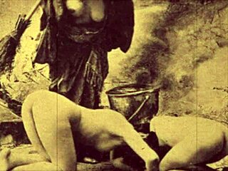 i love this vintage halloween vibe so much, found some cool retro stuff to share with you all