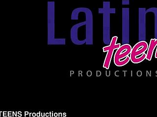 Beautiful Yenifer Receives Hot Double Penetration In Assfucking Session