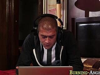 Punk Babe Receives Hard Cumshot