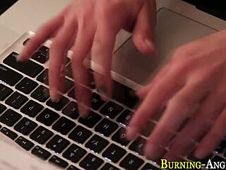 Punk Babe Receives Hard Cumshot