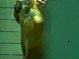 My hot step sister helps with blowjob and handjob 😏