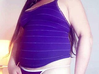 I see european latina wife masturbating with toy in homemade video