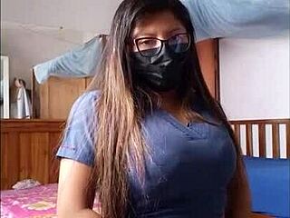 porno real casero de enfermeras la sucia enfermera vieja no asiste a su trabajo por quedarse haciendo porno en casa la zorra cree que tiene futuro en el porno amateur