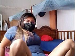 porno real casero de enfermeras la sucia enfermera vieja no asiste a su trabajo por quedarse haciendo porno en casa la zorra cree que tiene futuro en el porno amateur