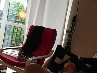 I Blow A Load All Over Her Pussy After She Cums!