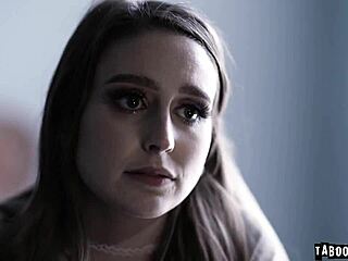 Laney Grey MAKES DESPERATE move on Seth Gamble