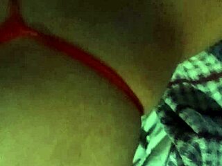 墨西哥骚货后入狗爬肛交