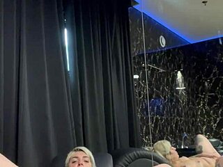 Tattooed babe squirts hard in hotel room!