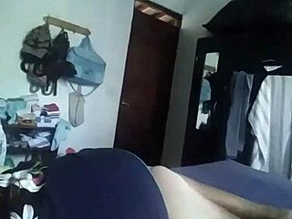 real sex, watch my stepmom play when dad’s away