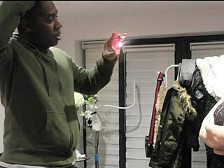 HORNY WIFE FUCKS INTERRACIAL COCK IN CASTING INTERVIEW GONE WRONG