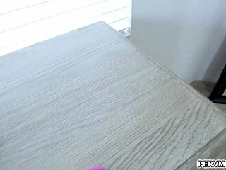 i'm nina elle relaxing in the bedroom and get surprised