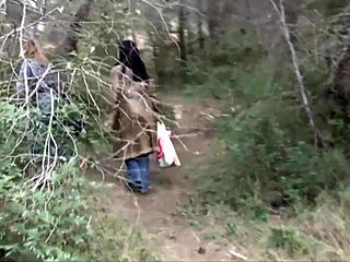 busty spanish couple fucking hard in the park 😘