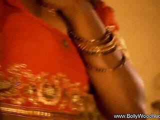 Gorgeous Natural Body of Indian Woman