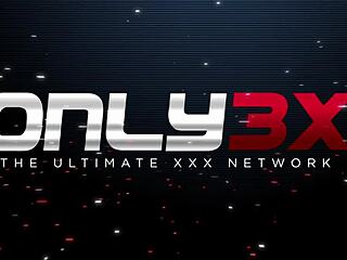 Honey Demon's Foot Fucking With Raul Costa In Public?