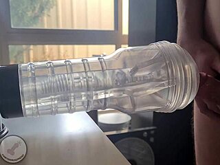 Man, I’m Addicted to Pounding My Fleshlight Hard