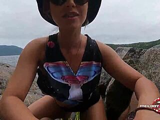 Terrible Melody Antunes enjoys anal sex on a sunny beach