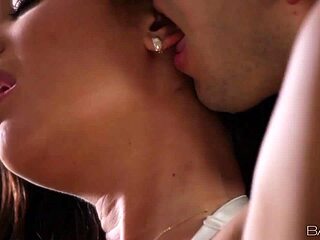 is angelica heart's windy fling wet and tight