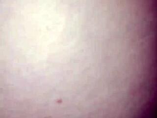 my stepcousin is staying and we're fucking 😏