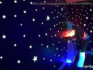 嘿瞧Capri Cavanni和Jayden Jaymes幕后淫玩！